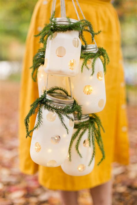 How to Make DIY Hanging Lanterns for the Holidays