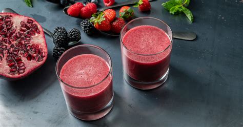 Berry Explosion Juice Recipe - Blue, Black, Straw and Raspberries