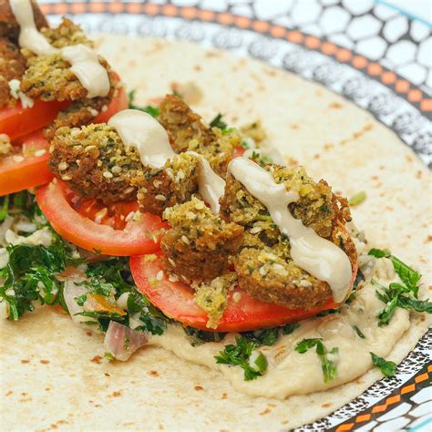 Falafel Tabouli Wrap – Vegan Easy - veganeasy.org