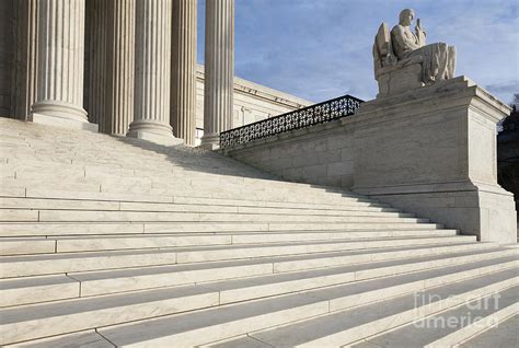 Supreme Court Building Statues