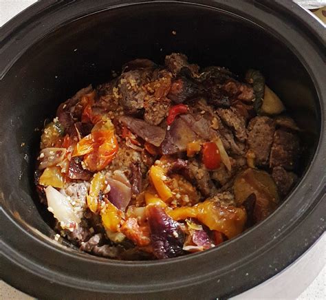 How to make a beef stew and dumplings in the slow cooker - recipe