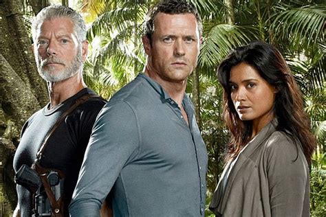 ‘Terra Nova’ Season 2: Super-Intelligent Dinosaurs, and What Might Have ...