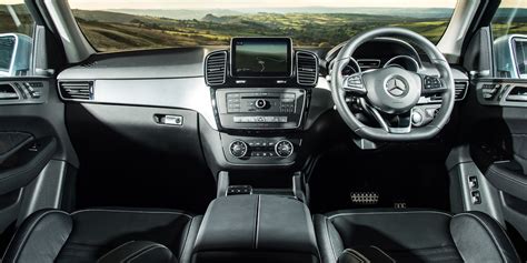 Mercedes GLE SUV (2015-2018) Interior & Infotainment | carwow