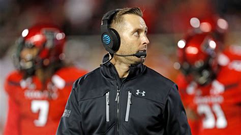 Arizona Cardinals Hire Kliff Kingsbury as Coach, Going All-In on Offense - The New York Times