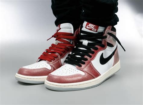 Trophy Room Air Jordan 1 Chicago DA2728-100 Release Date - SBD