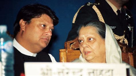 Money, jewellery gone from palace — Madhavrao Scindia didn’t like Rajmata funding Jana Sangh