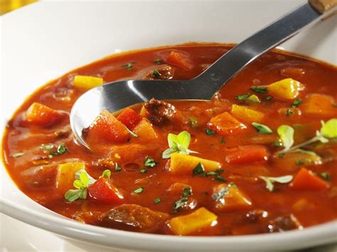 Goulash Soup Recipe | EatSmarter