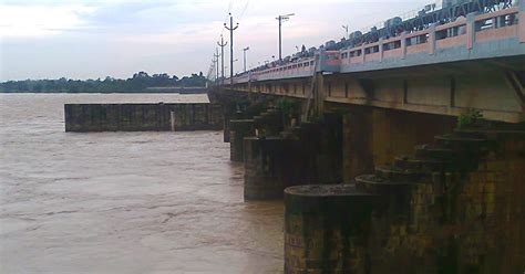 Pixelated Memories: Damodar River Barrage, Durgapur