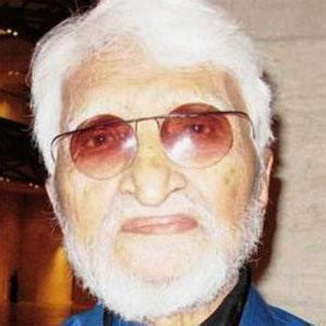 MF Husain - Trivia, Family, Bio | Famous Birthdays