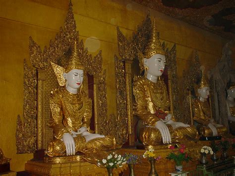 Asisbiz Myanmar Monywa famous Buddha relics Dec 2000 09