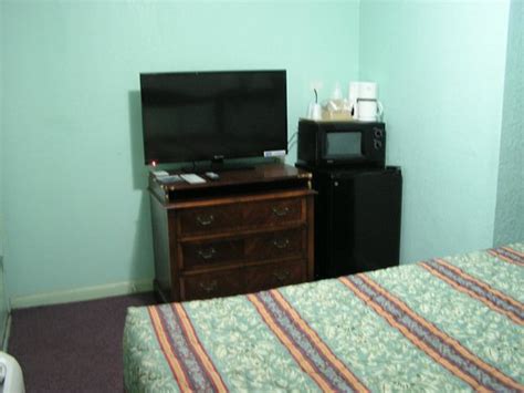 AMERICAN INN MOTEL - Prices & Hotel Reviews (Many, LA) - TripAdvisor