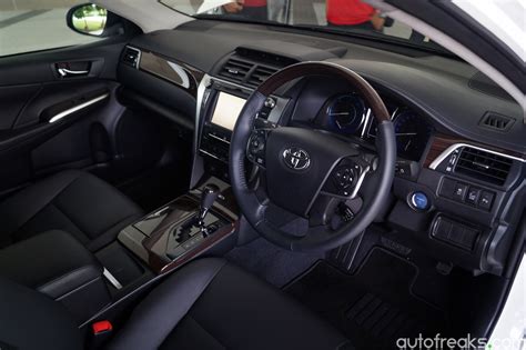 Toyota Camry 2018 Interior Malaysia | Cabinets Matttroy