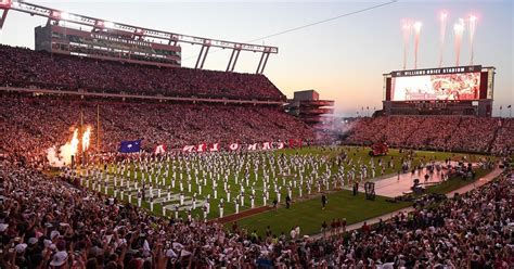 WATCH: Gamecocks reveal Saturday's uniform combination