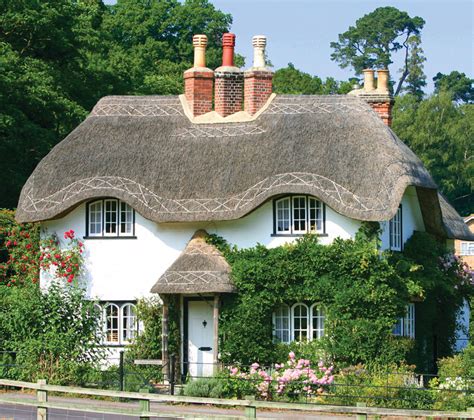 The Thatched Roof: A Charming History - Cottage style decorating ...