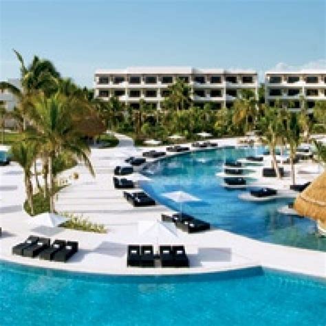 Secrets-Resort-All-Inclusive-Vacation | Enchanted Honeymoons