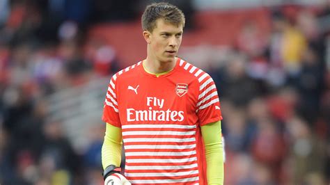 Arsenal goalkeeper pens new deal - ITV News