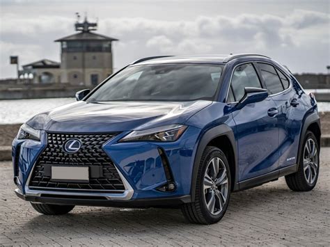 Lexus UX Full Electric: prezzo, velocità, consumi | Listino Auto