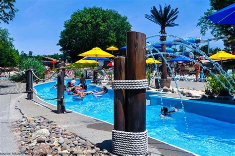 The 6 Best Outdoor Water Parks in New York: Cool Off and Have Fun in the Sun - Addicted to Vacation