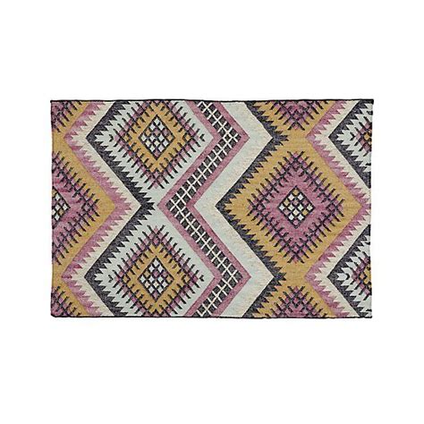 Crate & Barrel's Outdoor Rug Sale Right Now is Crazy Cheap and Cute