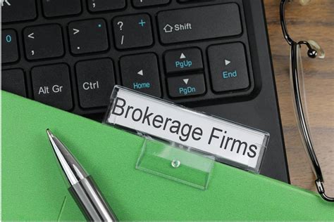 Brokerage Firms - Free of Charge Creative Commons Suspension file image