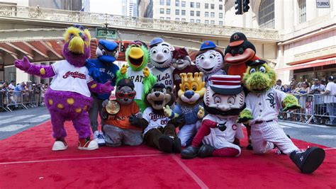 Best MLB Mascots: Top 5 Baseball Characters, According To Fans