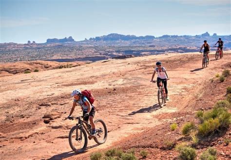 Desert Sunrise Full Day Mountain Bike Tour - Moab | Project Expedition