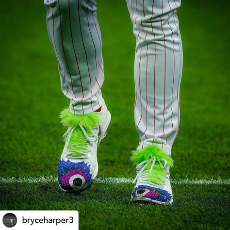 What Pros Wear: Bryce Harper's UA Harper 4 "Phabulous Phanatic" Cleats ...