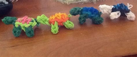 Rainbow loom turtles. Design from "PG's loomacy" on YouTube | Rainbow ...