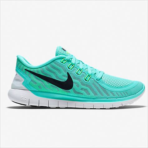 6 Best running shoes for ladies with really high arches