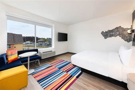 ALOFT CINCINNATI WEST CHESTER - Updated June 2024 - 17 Photos - 9183 ...