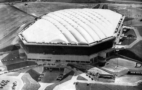 This Stadium Was Home to 3 Sports Teams. Zeppelin, Elvis, Floyd and The Who Played Here ...