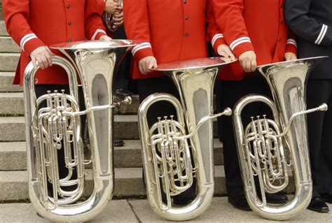 How to Find the Best Marching Tuba - Brass 'n Wind