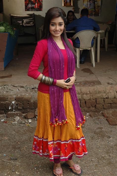 Tina Dutta Latest Pics - Ichcha Aka Meethi Dresses In Uttaran ~ bollybreak