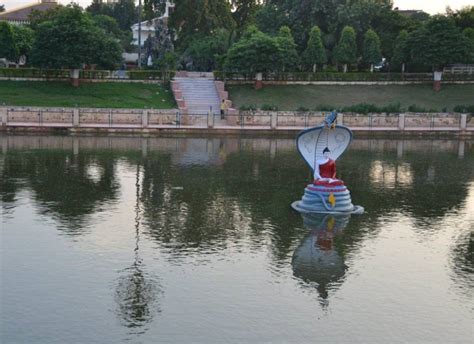 Mahabodhi Temple Gaya, Timings, History, Importance, Images