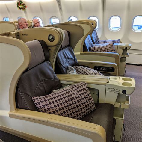 Flight Review: Business Class, Singapore Airlines SQ998 SIN-RGN (Airbus ...