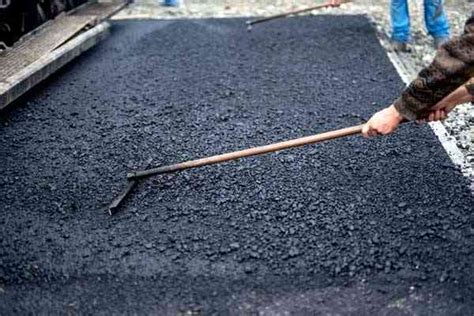 Asphalt Driveway Repair Near Johnston, RI | Williamson and Son Paving