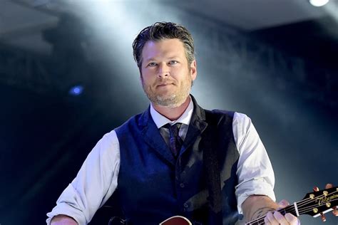 Blake Shelton: Awards Shows Are 'Beginning to Lose Credibility'