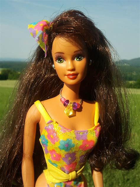 https://flic.kr/p/WvWyt6 | Glitter Beach Teresa #4921 (1992) Barbie 1990, Vintage Barbie Dolls ...