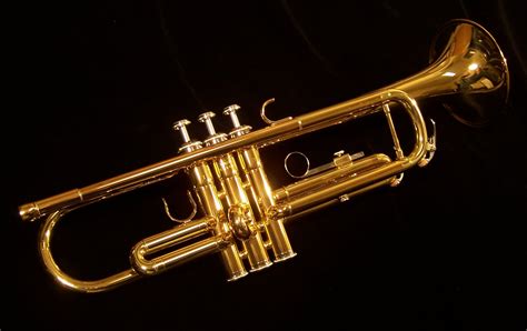 Yamaha YTR-2335 Student Trumpet - KesslerMusic