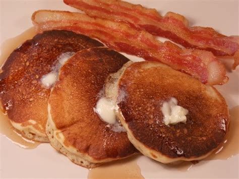 TSR Version Of IHOP Buttermilk Pancakes By Todd Wilbur Recipe - Food.com