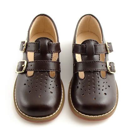 34 best images about Buster Brown Shoes on Pinterest | Advertising, Saddles and Vintage shoes