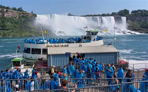 Niagara Falls Boat Tours – Book Online | Niagara Falls Tour