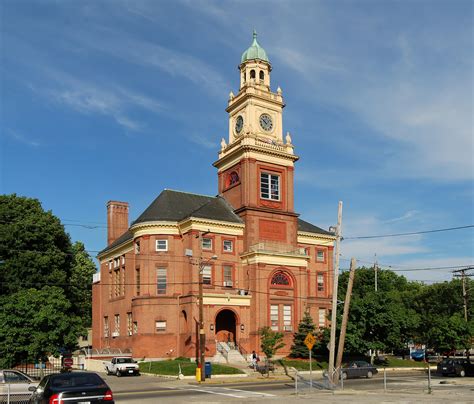 Cumberland Funeral Homes, funeral services & flowers in Rhode Island