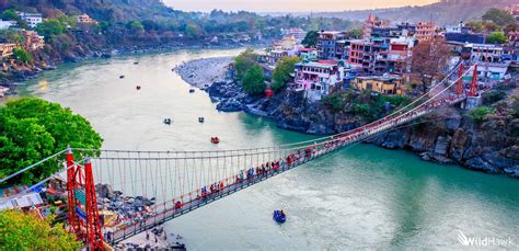 8 Famous Temples to Visit in Rishikesh - WildHawk