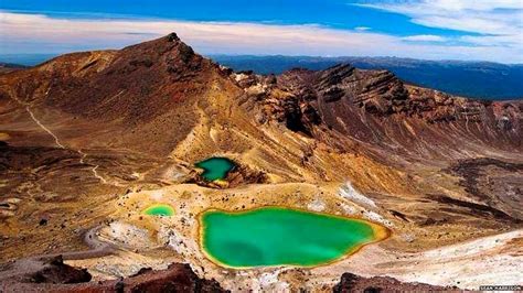 Earth's Mantle Deep Beneath the North Island Volcano Zone Is Melting