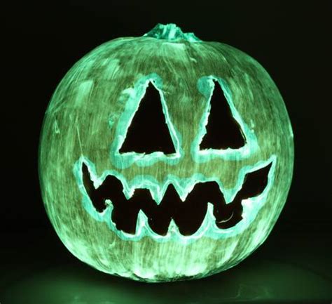 Glow in the Dark Pumpkins - Ideas to Make Your Pumpkin Glow with Paint ...