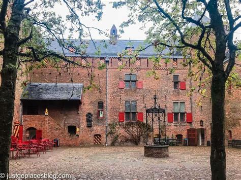 Why Muiderslot Castle is the Best Castle In Netherlands To Visit