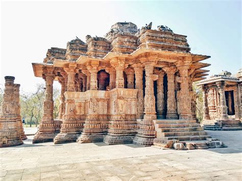 Modhera Sun Temple, Gujarat | World is Beautiful! Don't Miss Anything.