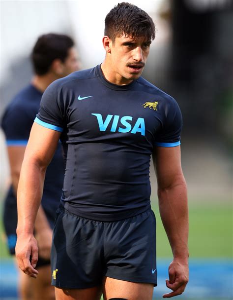 Argentina Rugby player Tomas Lavanini | Rugby men, Men in tight pants ...