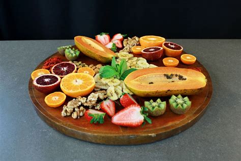 The fruit and nut platter is perfect as a snack tray! Fall Starts ...